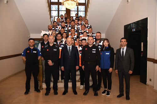 Destek AFAD Gönüllülerine Kimlik Kartları Verildi